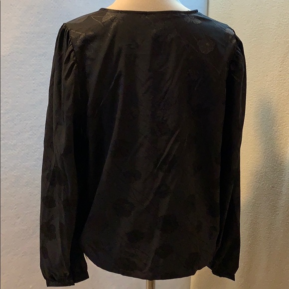 Floral Black Blouse - Picture 6 of 12